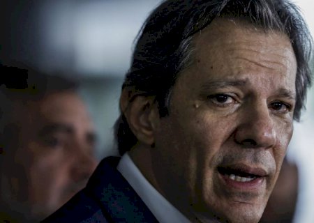 Lula pediu inclusão de ministério em corte de gastos, diz Haddad