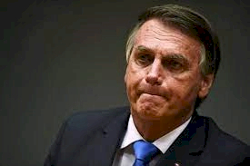 PGR denuncia Bolsonaro, generais e ex-chefe da Marinha por tentativa de golpe