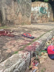 Jovem é executado com 12 tiros em frente de casa