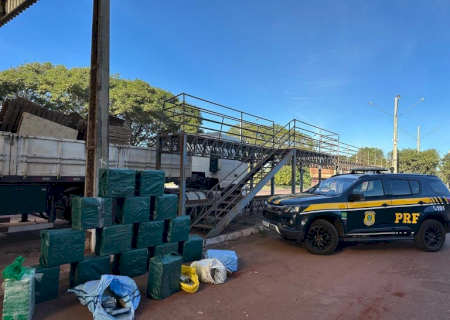 Com 676 quilos de cocaína em carreta, PRF faz em MS maior apreensão da droga no ano
