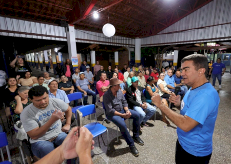 Marçal Filho entrega mais 75 títulos de propriedade e anuncia outras 250 escrituras