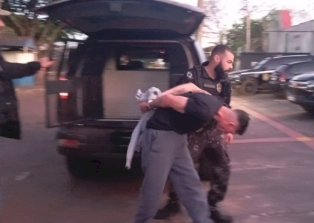 Homem que feriu dois a tiros em saída de boate no centro de Dourados é preso