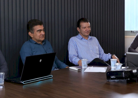 Marçal Filho recebe prefeito e vereadores da cidade de Memuro-Japão