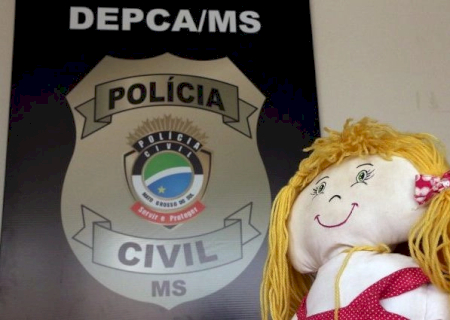 Menina de 4 anos é estuprada em creche e professora é investigada