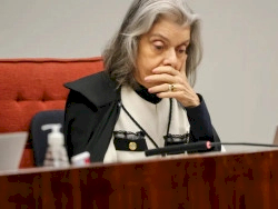 Voto de Cármen Lúcia pode formar maioria para condenar Bolsonaro