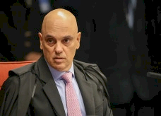 Moraes: não há dúvida sobre tentativa de golpe; Bolsonaro era líder