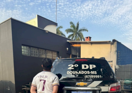 Motociclista de aplicativo é preso por importunação sexual em Dourados