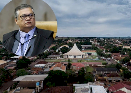 Prefeitura de MS leiloou cinco veículos comprados com orçamento secreto