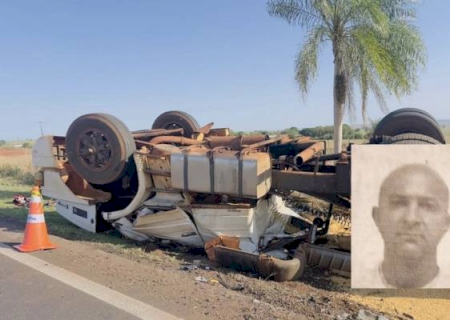 Motorista douradense morre após caminhão tombar entre Juti e Caarapó