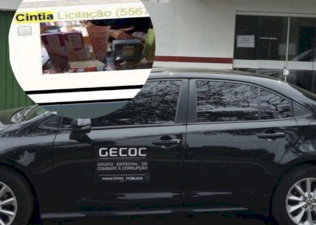 Servidora chamava empreiteiros de compadres e pedia brinde para esposo vereador