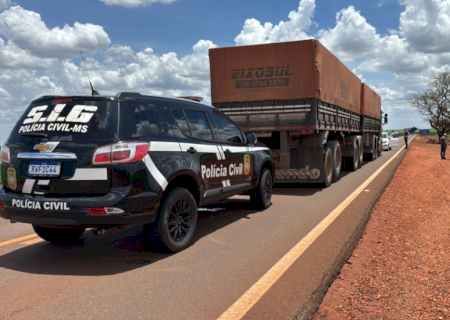 Casal que levaria carreta roubada em São Paulo para a fronteira é autuado por receptação