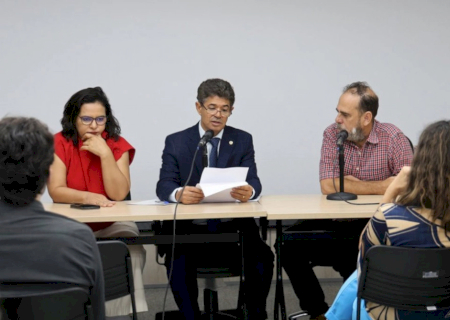 Defasagem salarial de professores da Uems é debatida na Comissão de Educação da Alems