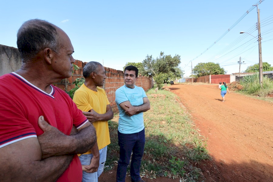 Prefeitura chega à fase final de cascalhamento e resgata mobilidade na Campina Verde