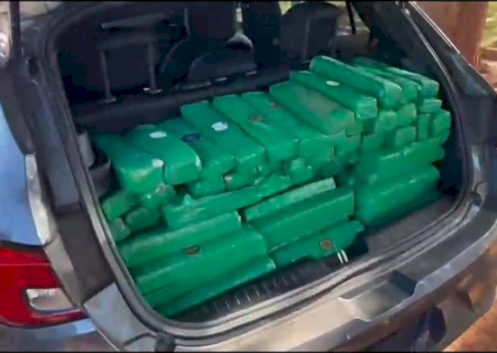 Carro furtado no interior de SP é apreendido na MS-164 com carga de maconha