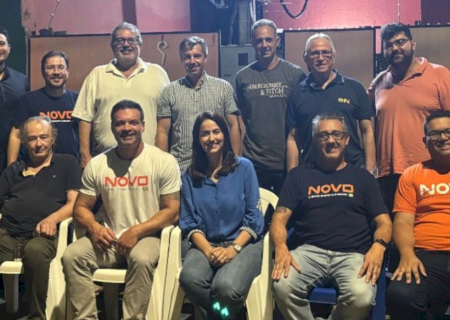 Vice-prefeita e pré-candidata ao Senado, Gianni participa de evento do Novo em Dourados