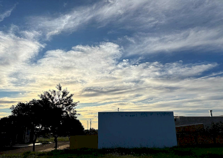Dia de sol entre nuvens e máxima de 38ºC em Dourados, aponta Inmet