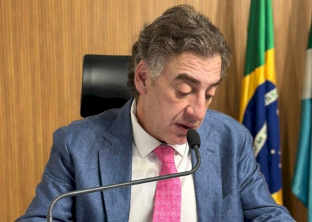 Neno Razuk pede melhorias urgentes para escola em Dois Irmãos do Buriti após reclamações da comunidade