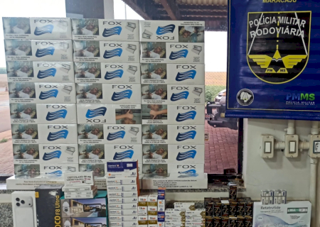 Motorista de caminhão baú é preso com R$ 40,2 mil em contrabando