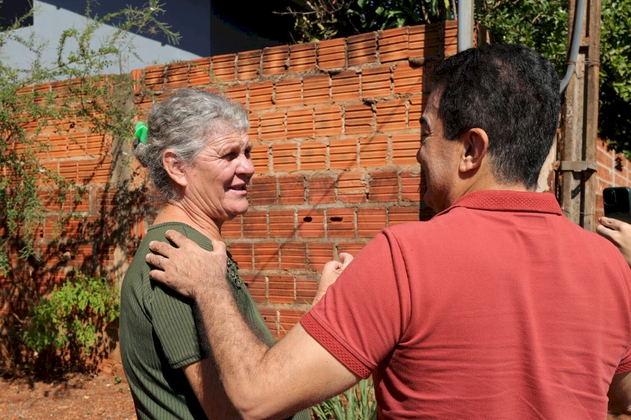 Prefeitura inicia drenagem e asfalto no Laranja Doce e melhora ruas sem pavimentação