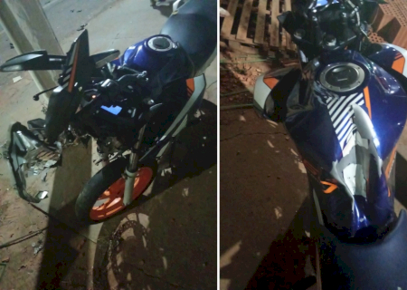 Motociclista é atingido por carro e socorrido em estado gravíssimo no centro de Ivinhema