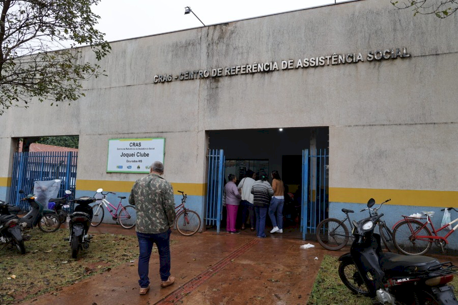 Prefeitura leva Varal Solidário ao Jóquei Clube e campanha do agasalho passa de 23 mil peças