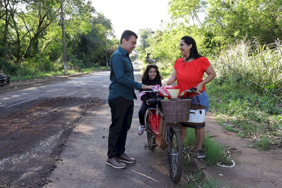Frente de recuperação asfáltica chega à Rua Frei Antônio, no Grande Água Boa