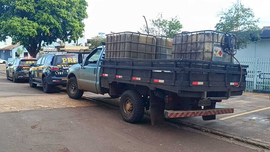 Motorista é preso levando maconha escondida em tanques de combustível