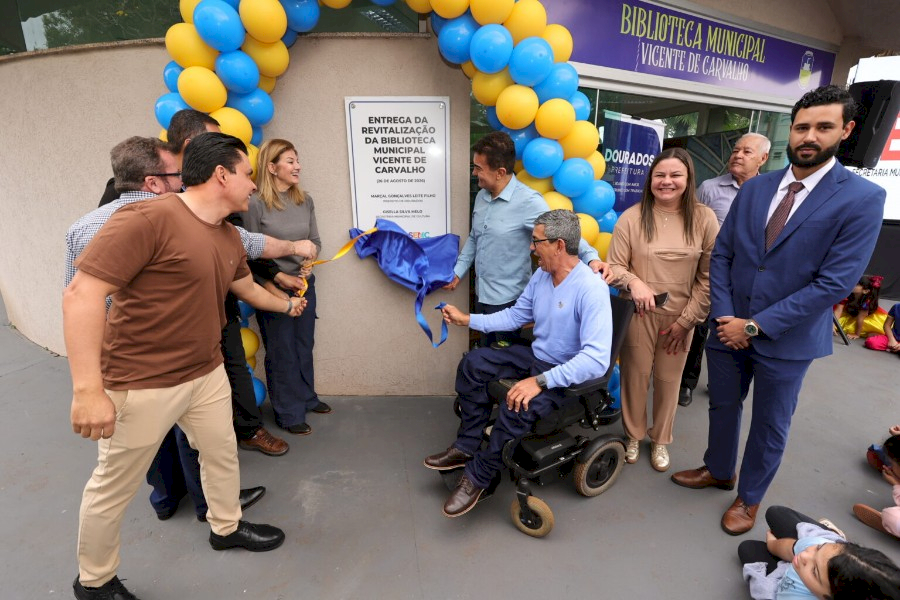 Prefeitura revitaliza Biblioteca Central e devolve espaço de leitura à população