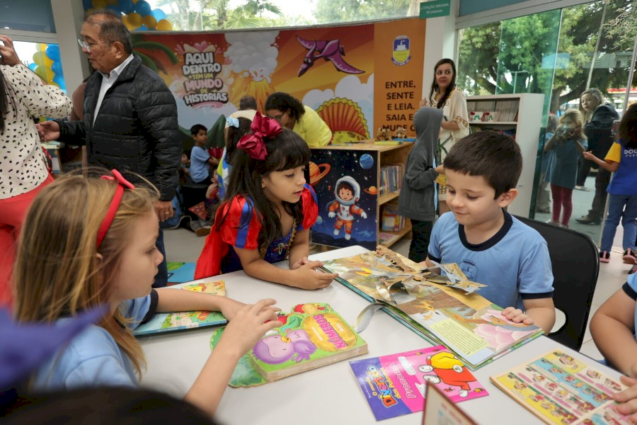 Prefeitura revitaliza Biblioteca Central e devolve espaço de leitura à população