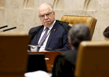 Em meio a crise, Fachin cancela sessão plenária desta quarta-feira