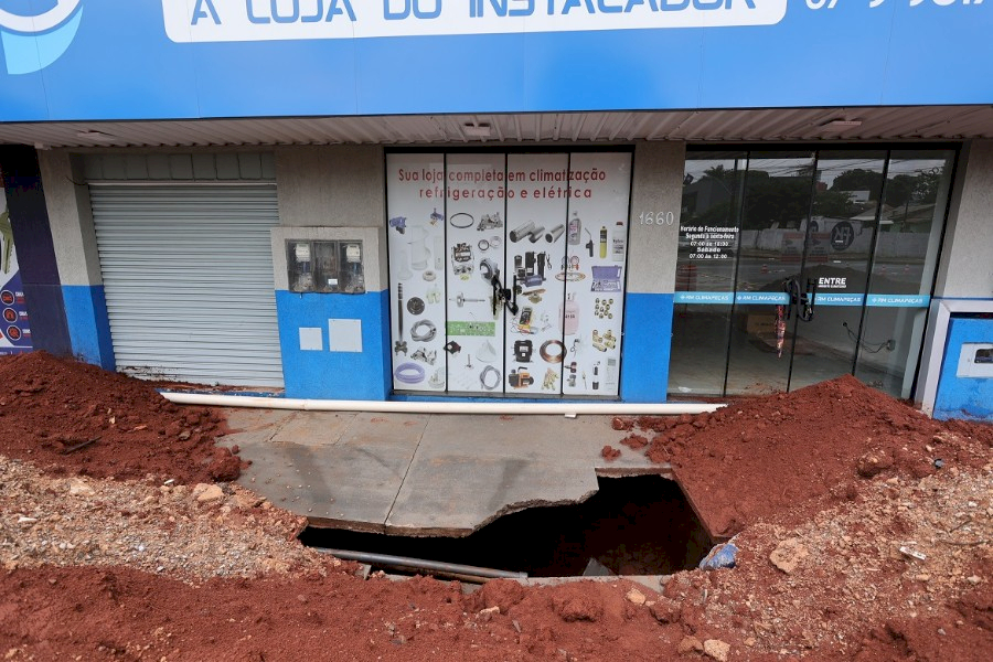 Prefeitura retoma recuperação de ruas e obras em erosão com pausa nas chuvas