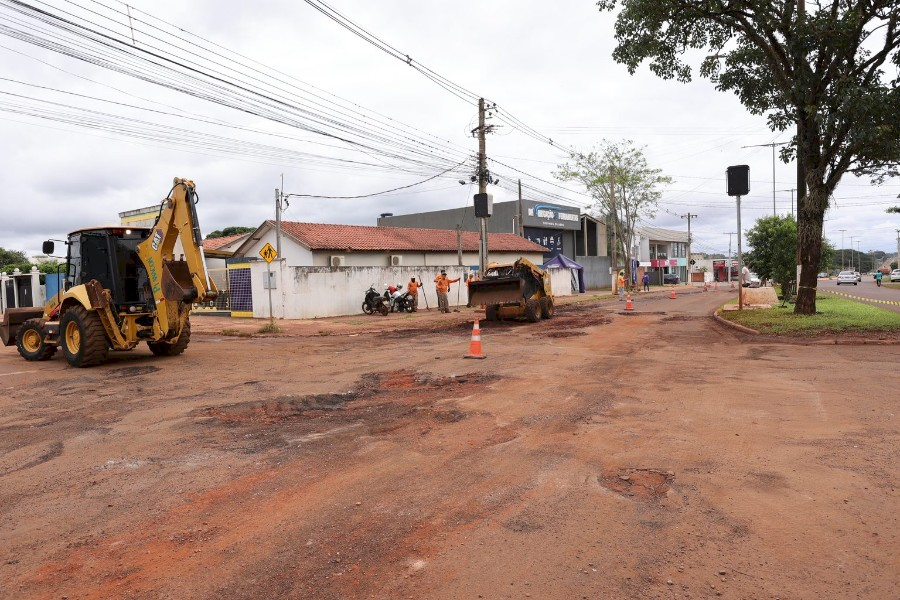 Prefeitura retoma recuperação de ruas e obras em erosão com pausa nas chuvas