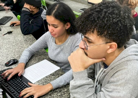 Cursos técnicos na rede estadual de Dourados preram estudnates para diversas carreiras